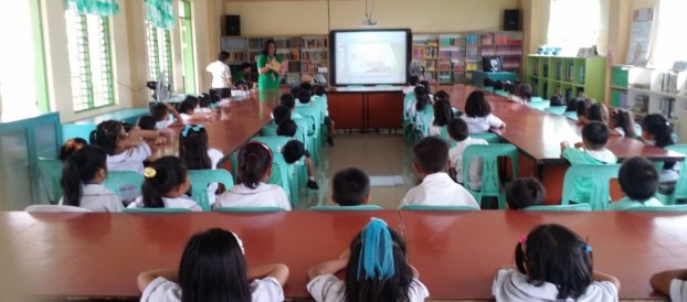 Bookmobile Library at Itaas Elementary School-Annex ,Muntinlupa City last September 20, 2016 was facilitated by Ms. Cecilia Grace Cabrito,Mr. Ronald Songcuya and Nick Timosa