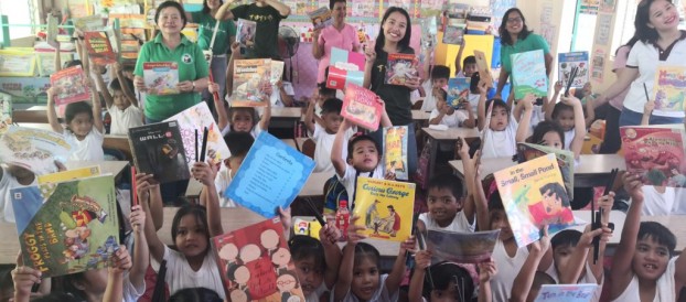 Bookmobile Library was conducted by Ms. Bansig,Ms. Caparas,Ms. Patrocinio and Mr.Diño at Paraiso Elementary School and Carlosa Elementary School, Calatagan,Batangas last November 11, 2019